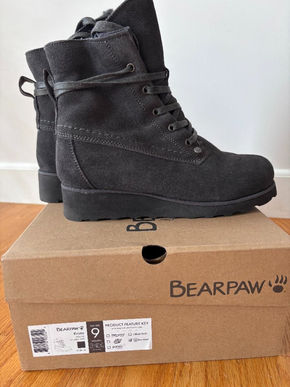 Bearpaw suede boots